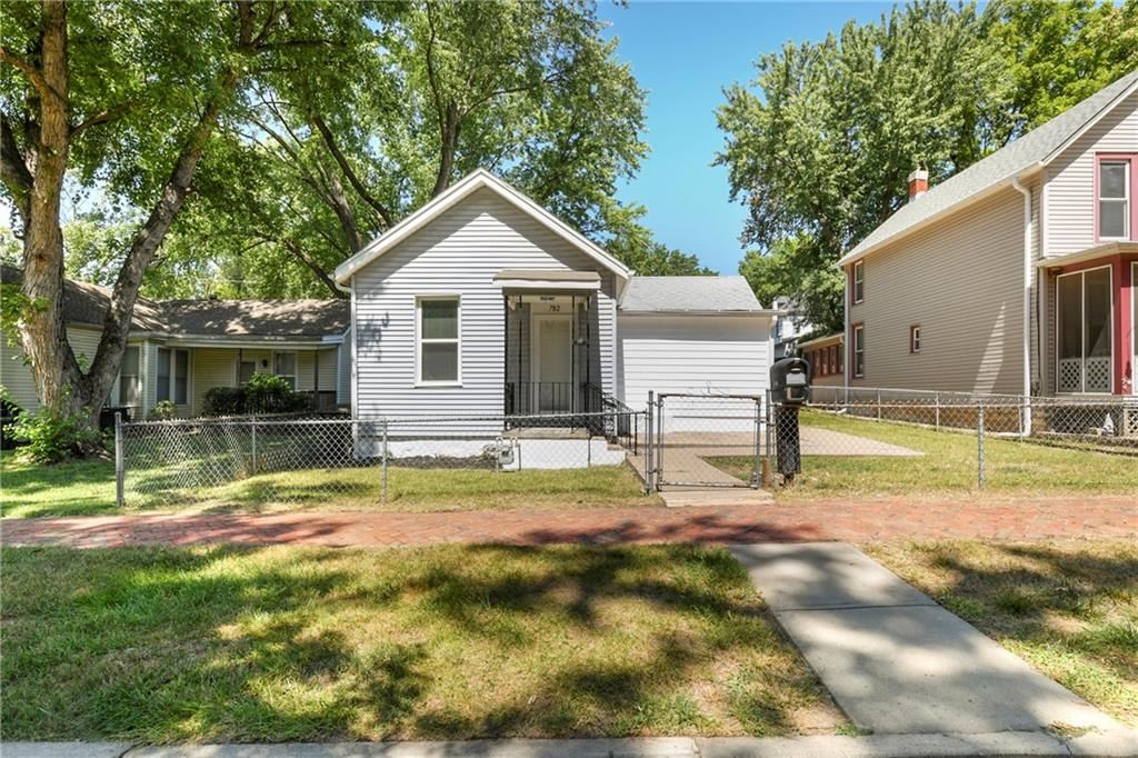 782 Pottawatomie Street, Leavenworth, KS