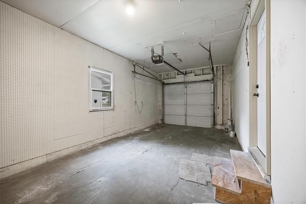 13129 Sycamore Avenue — photo 14