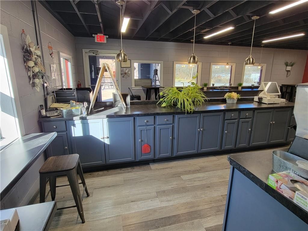 705 N Pearl Street — photo 10