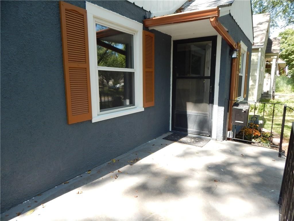 1610 S Broadway Street — photo 2