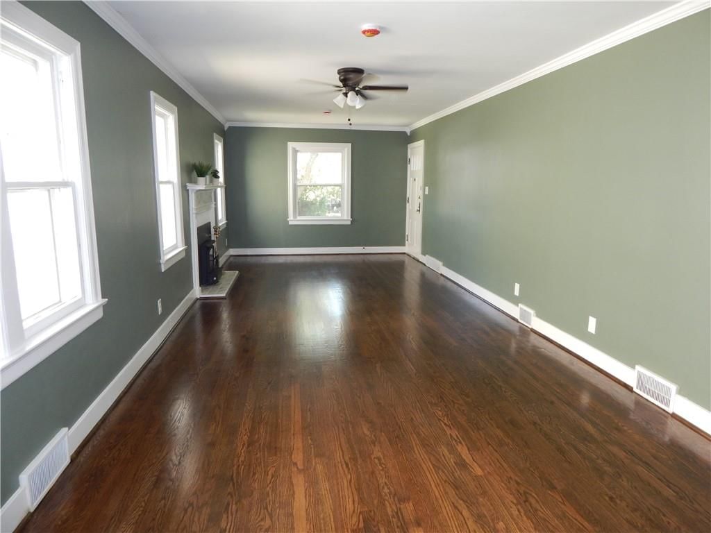 1610 S Broadway Street — photo 42