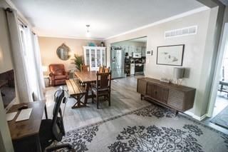12805 Oakland Avenue — photo 10