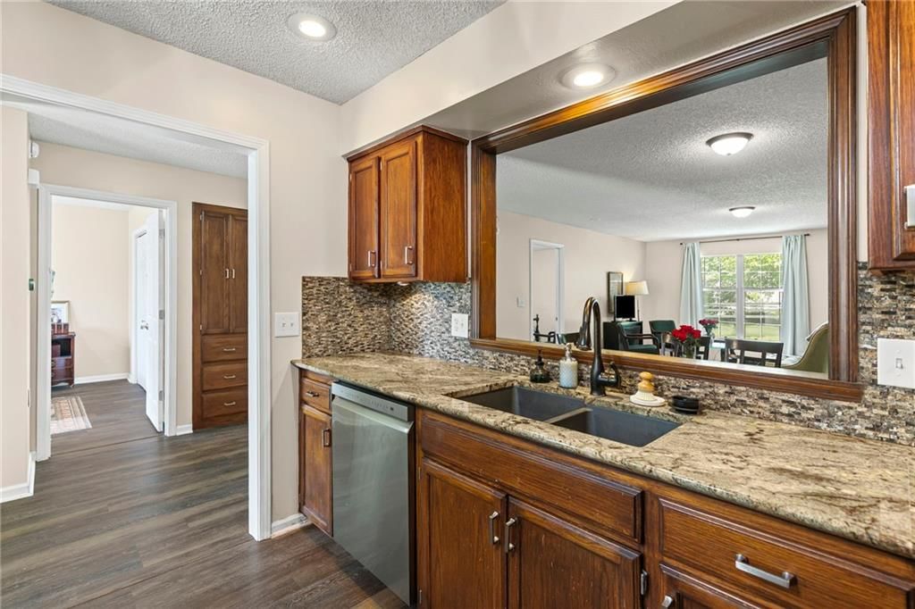 11900 E 47th Terrace — photo 14