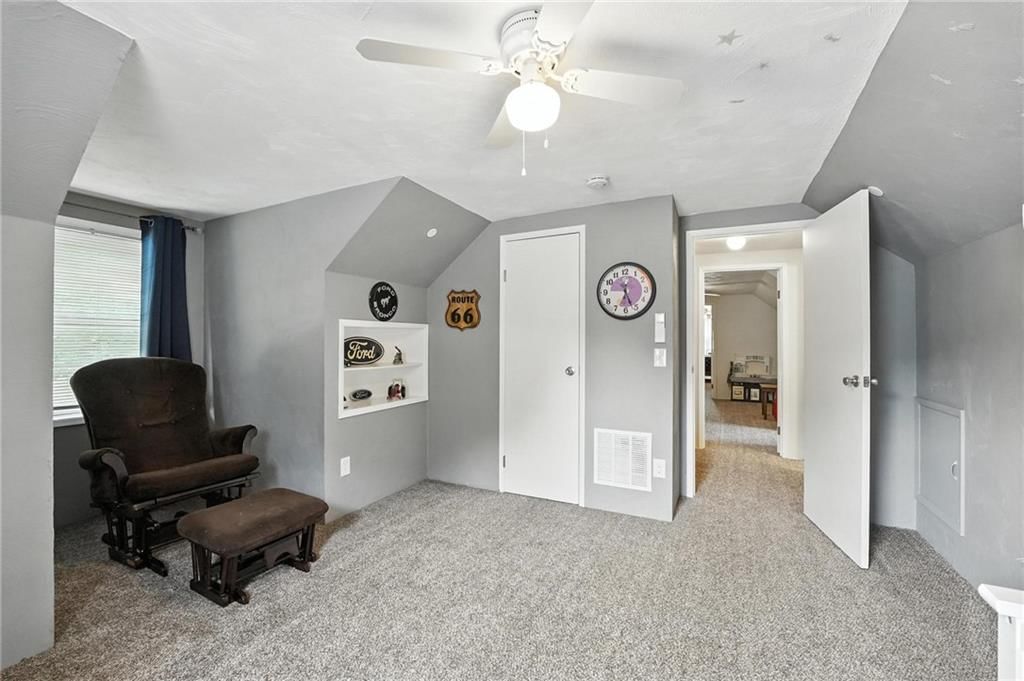 Photo 21 of 41 - 8012 NE 57th Street