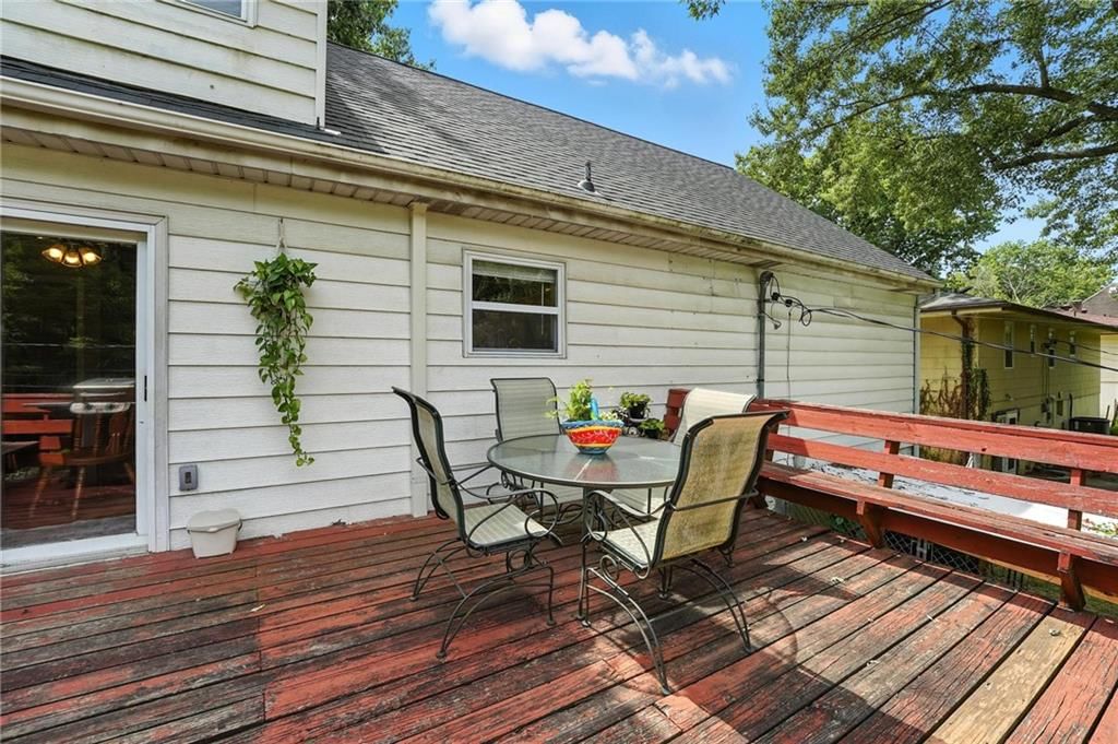 Photo 32 of 41 - 8012 NE 57th Street