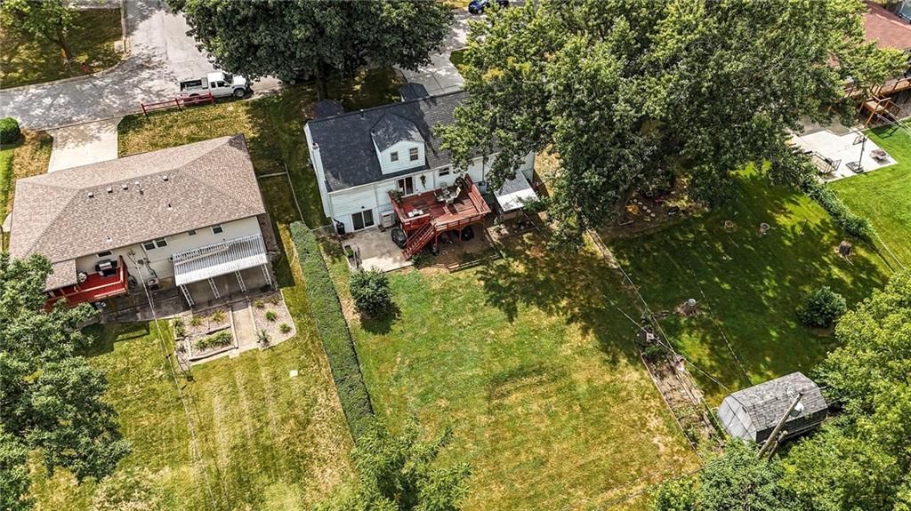 Photo 38 of 41 - 8012 NE 57th Street