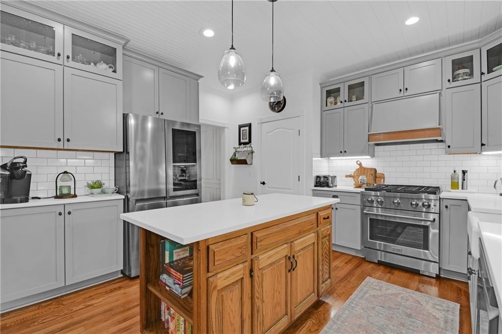 Photo 13 of 55 - 2320 SW 10th Street