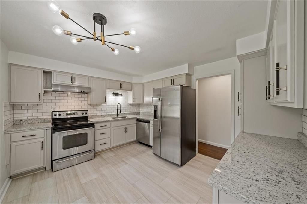 7557 Olive Street — photo 11