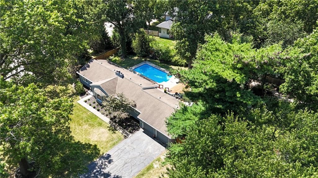 9440 Manor Road — photo 3
