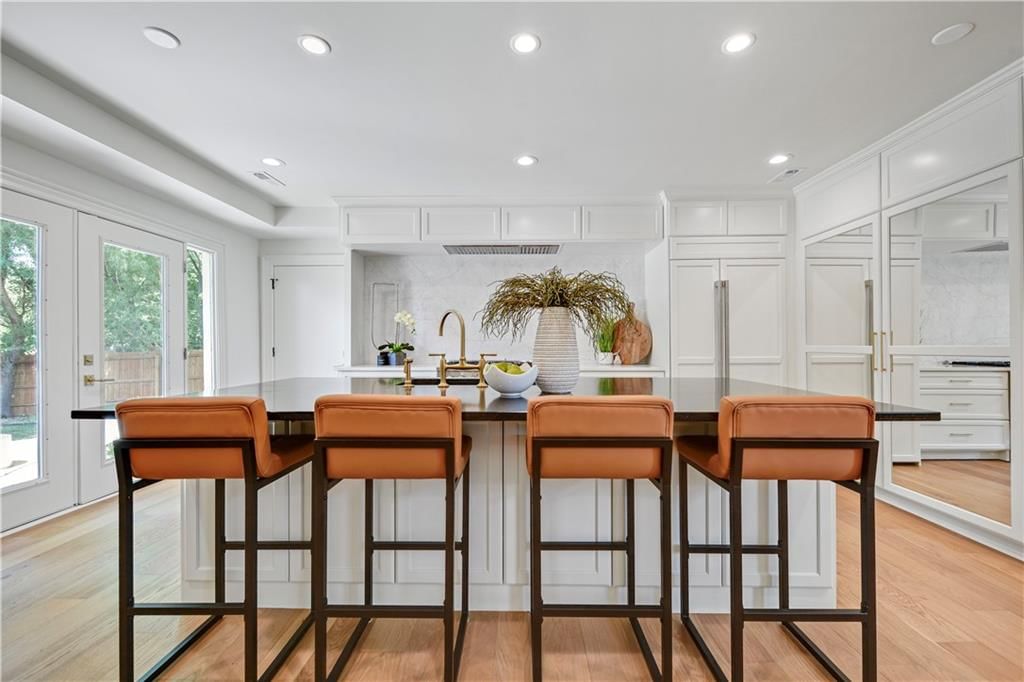 9440 Manor Road — photo 19