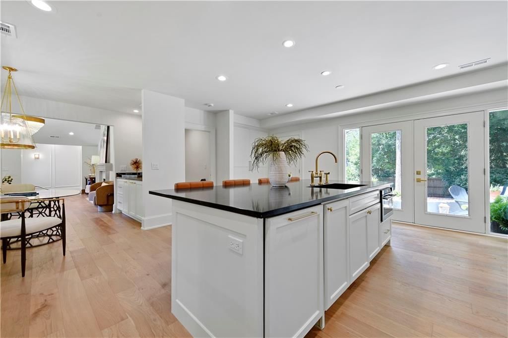 9440 Manor Road — photo 25
