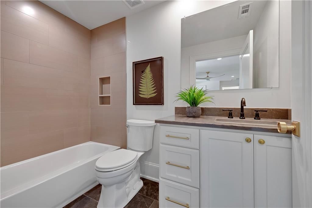 9440 Manor Road — photo 36