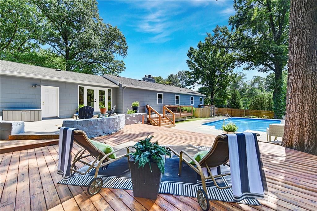 9440 Manor Road — photo 48