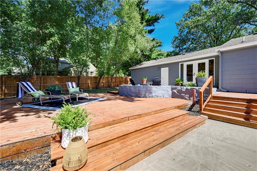 9440 Manor Road — photo 49