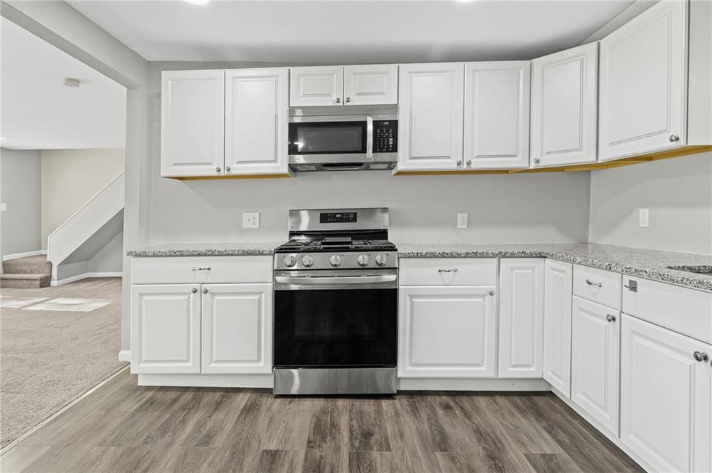 417 E 4th Avenue — photo 18