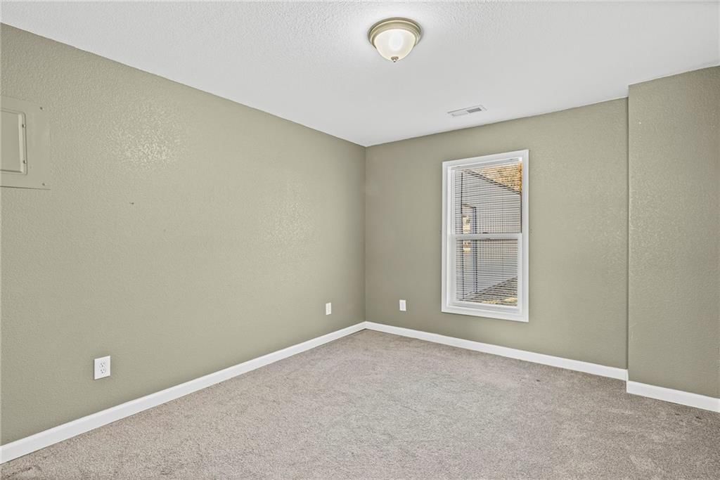 417 E 4th Avenue — photo 25