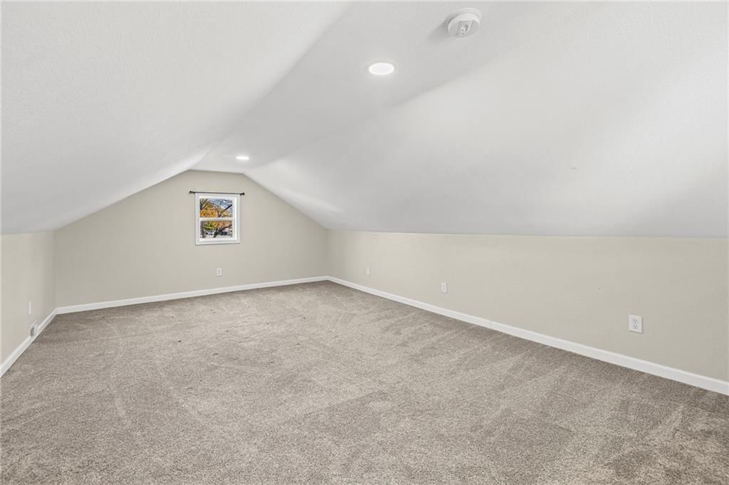 417 E 4th Avenue — photo 27