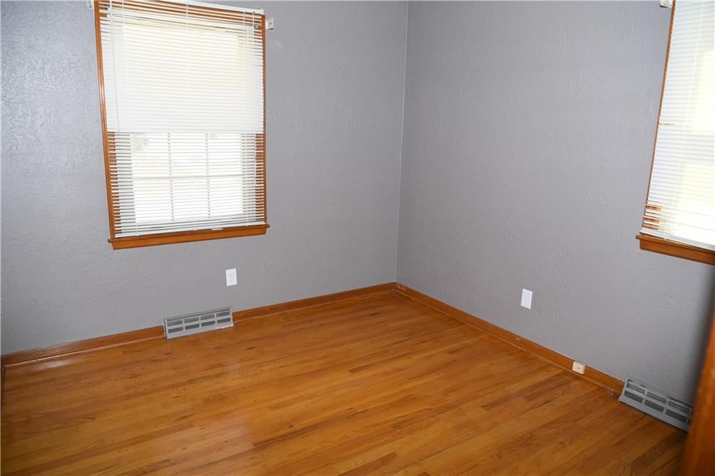 13218 Craig Avenue — photo 10