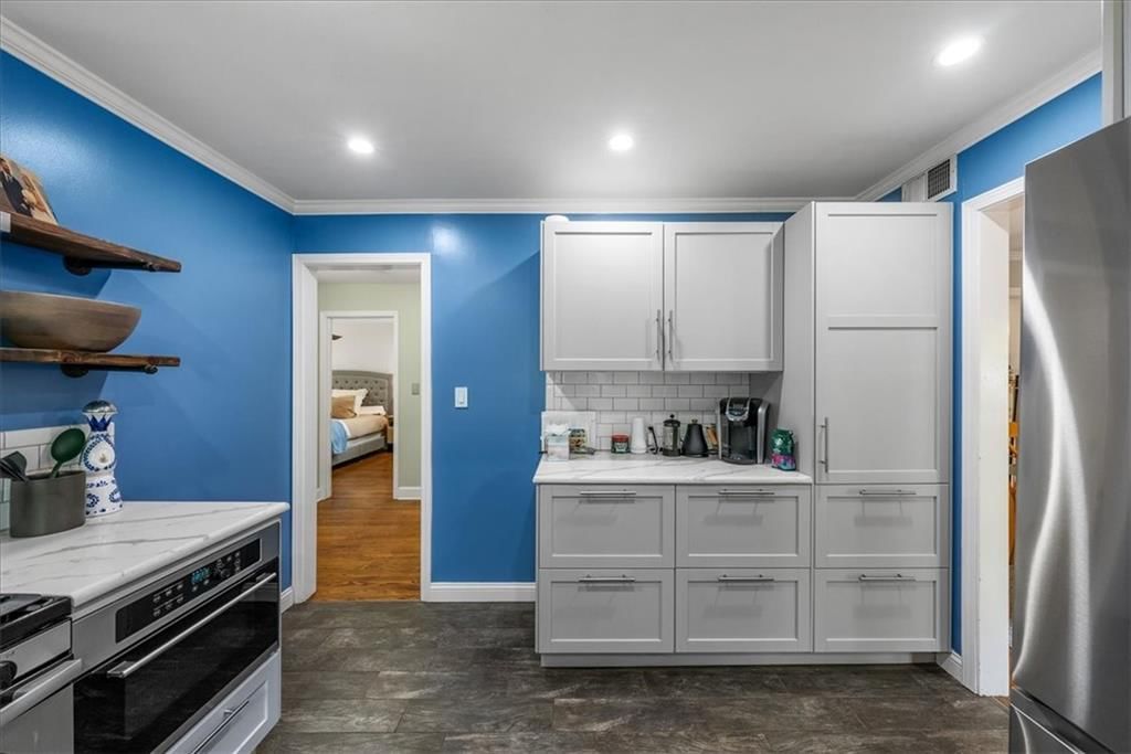 4214 W 59th Street — photo 9