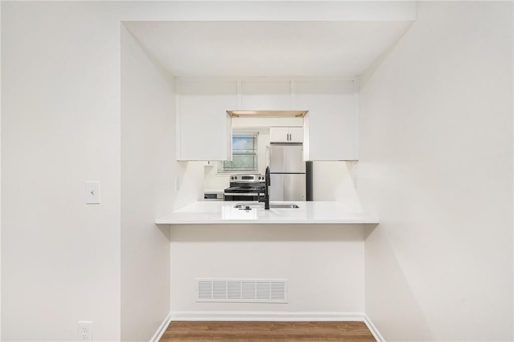 425-431 Cambridge Street — photo 5