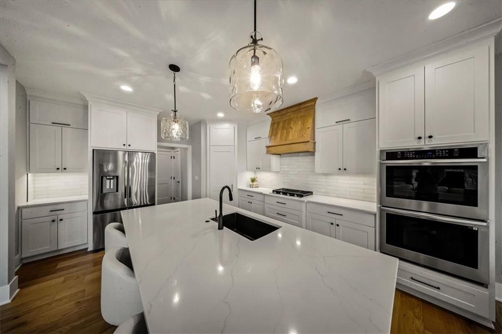 Photo 10 of 40 - 31215 E 219th Street