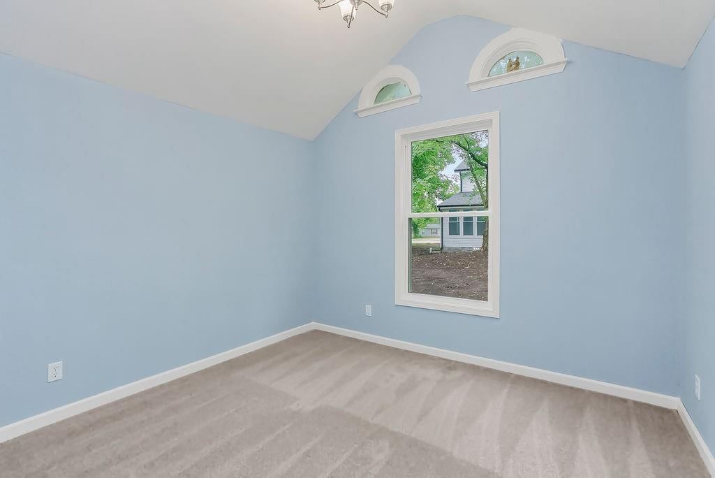 108 S First Street — photo 16