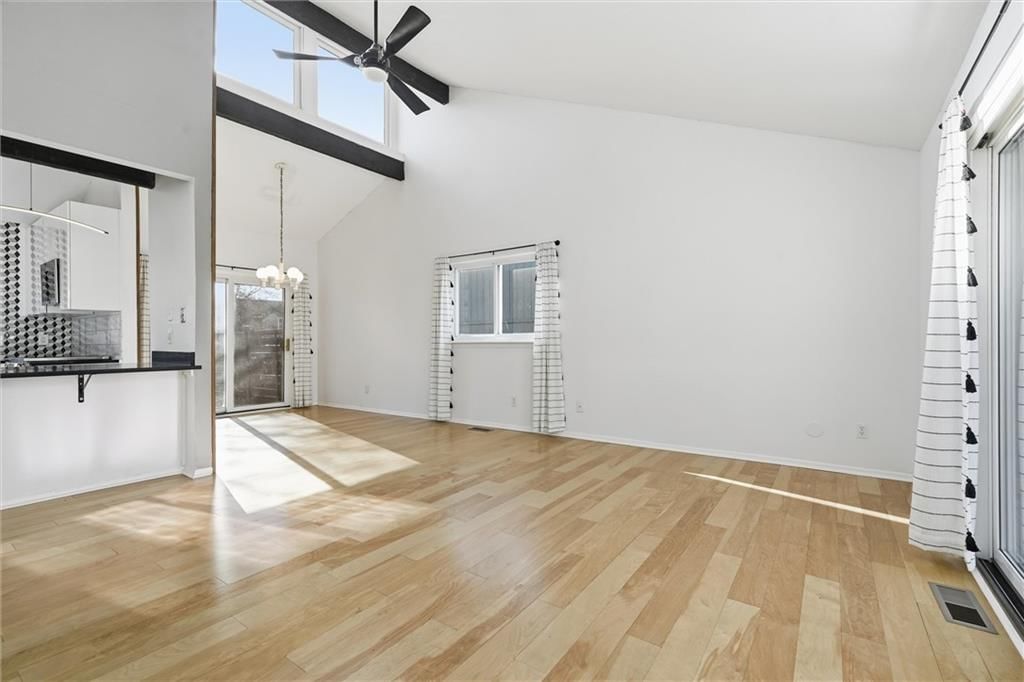 2704 University Drive — photo 16