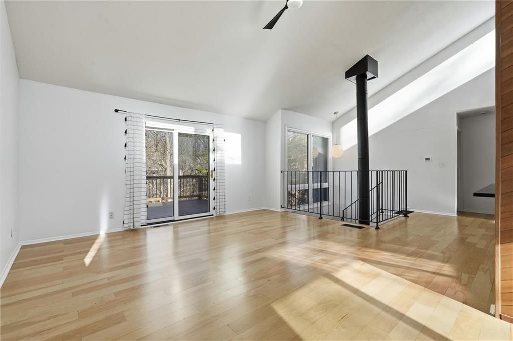 2704 University Drive — photo 18