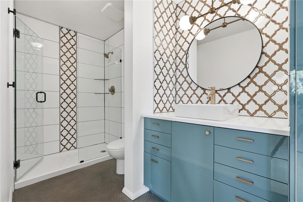2704 University Drive — photo 23