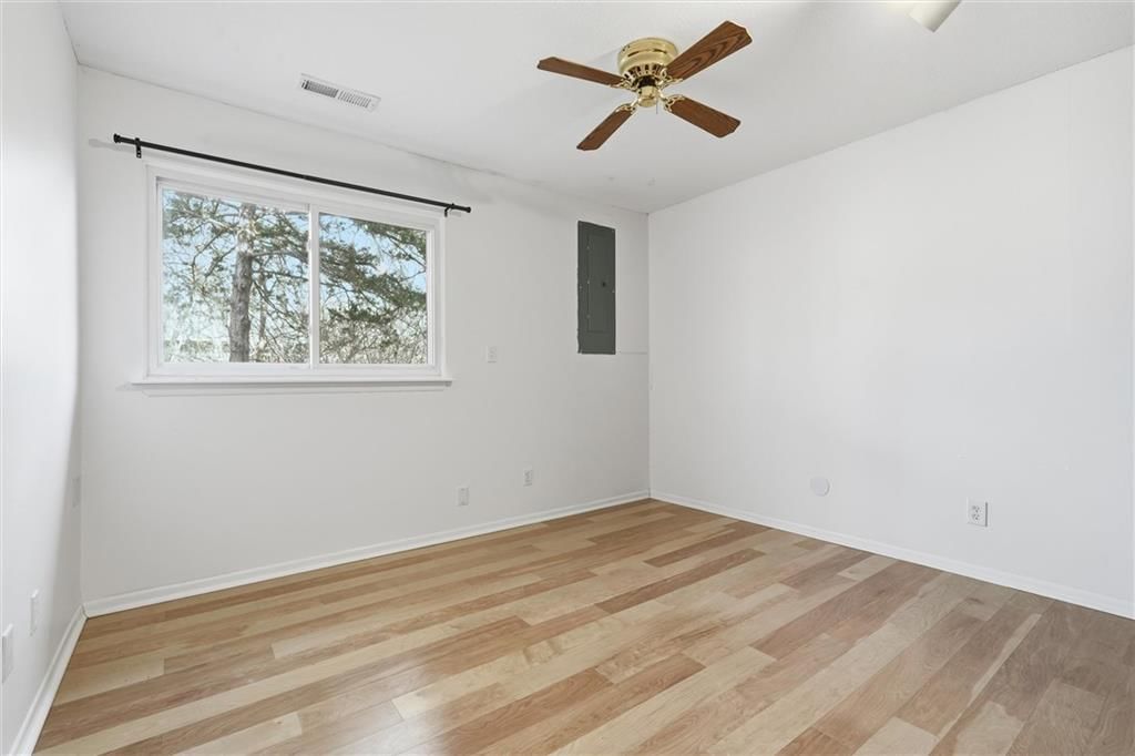 2704 University Drive — photo 27