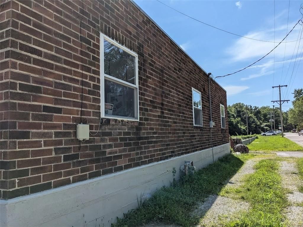 921 Miami Street — photo 3