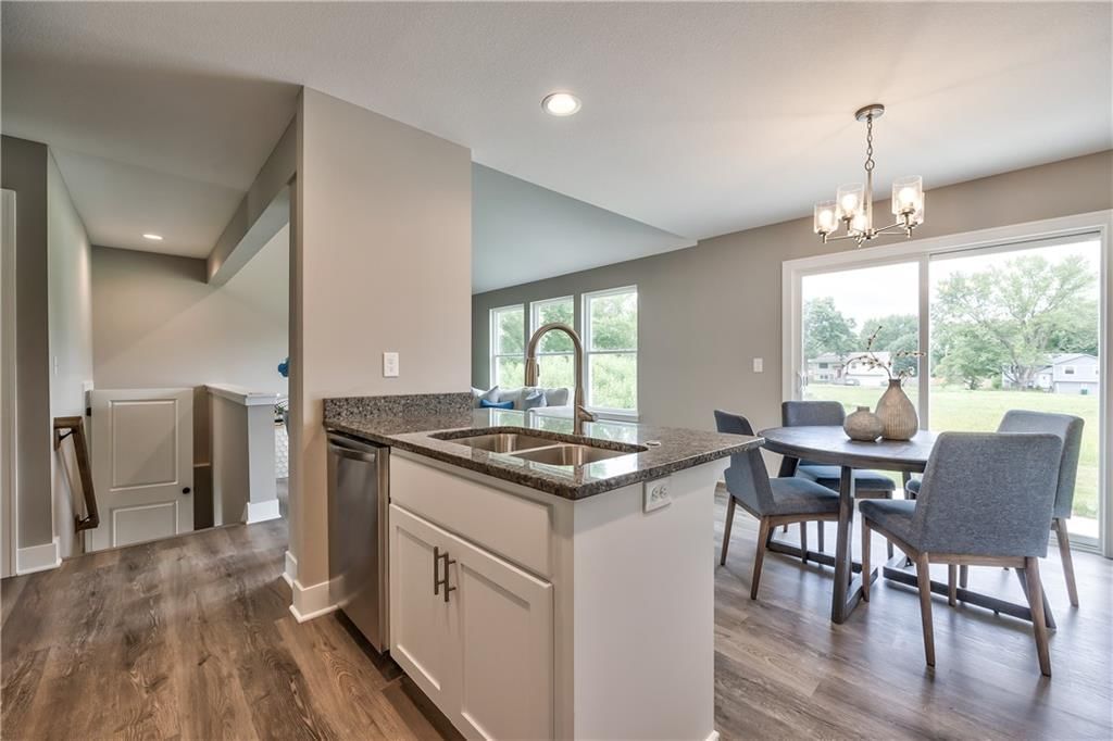 509 W Smith Street — photo 19