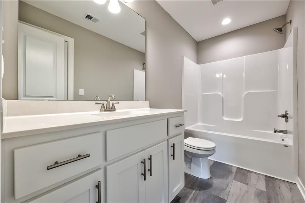 509 W Smith Street — photo 21