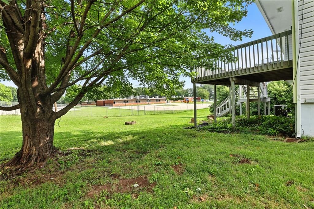11400 Monroe Avenue — photo 25