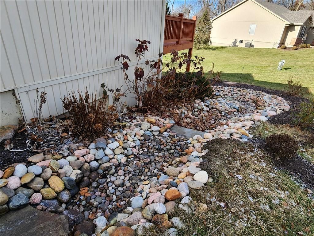 2800 S Woodbury Drive — photo 2