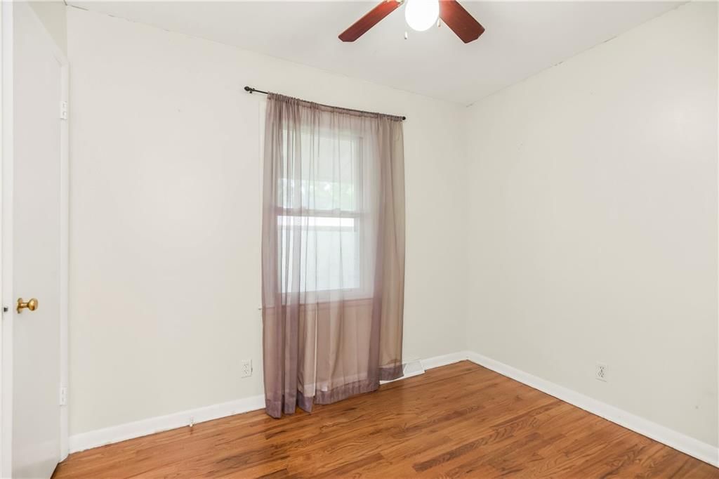 5521 N Wayne Avenue — photo 13