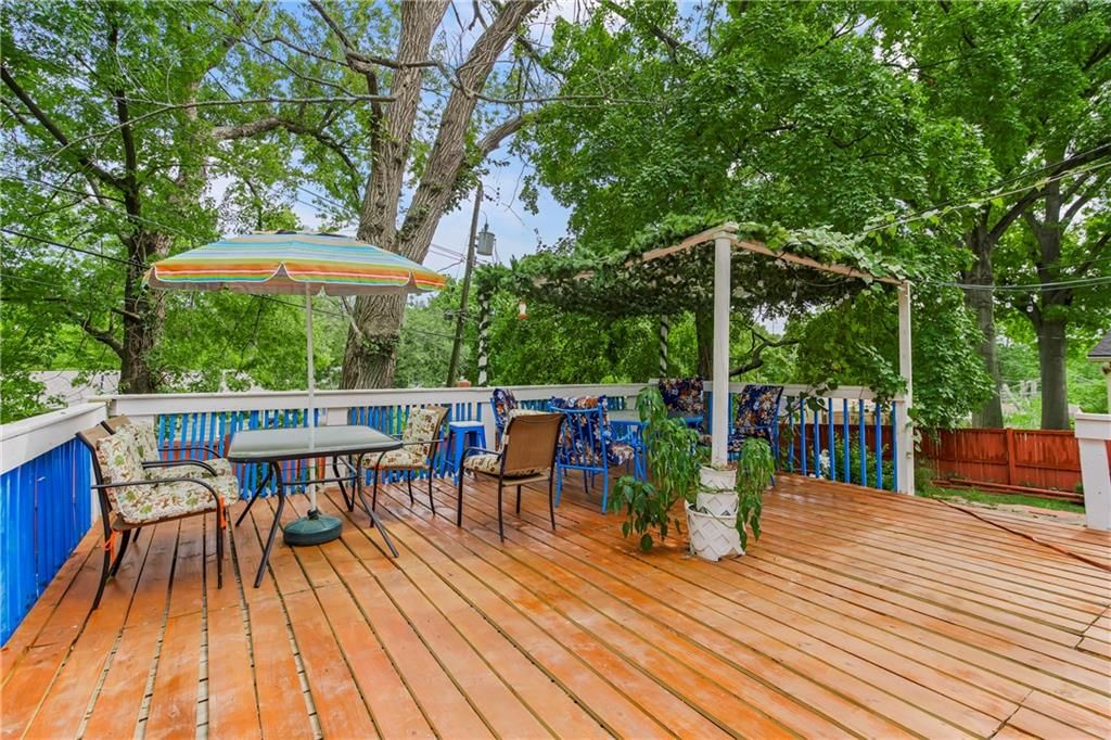 5521 N Wayne Avenue — photo 26