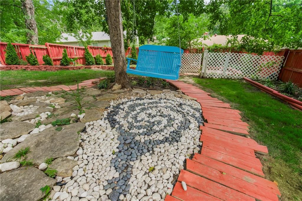 5521 N Wayne Avenue — photo 29