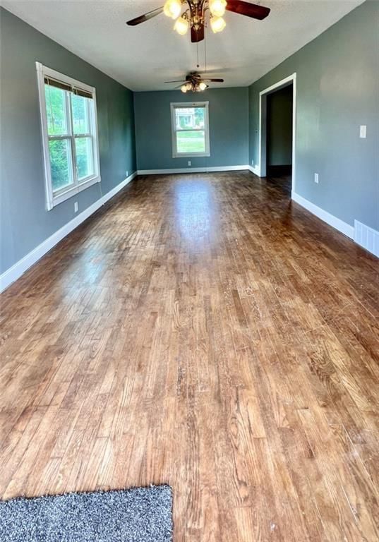 512 E 4th Street — photo 13
