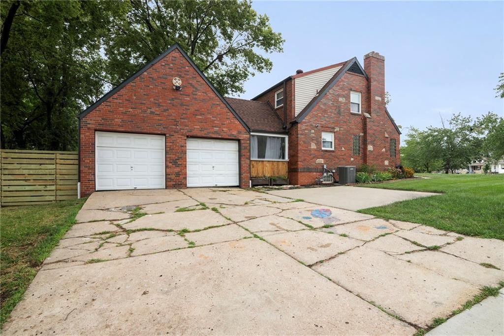 7020 Paseo Boulevard — photo 36