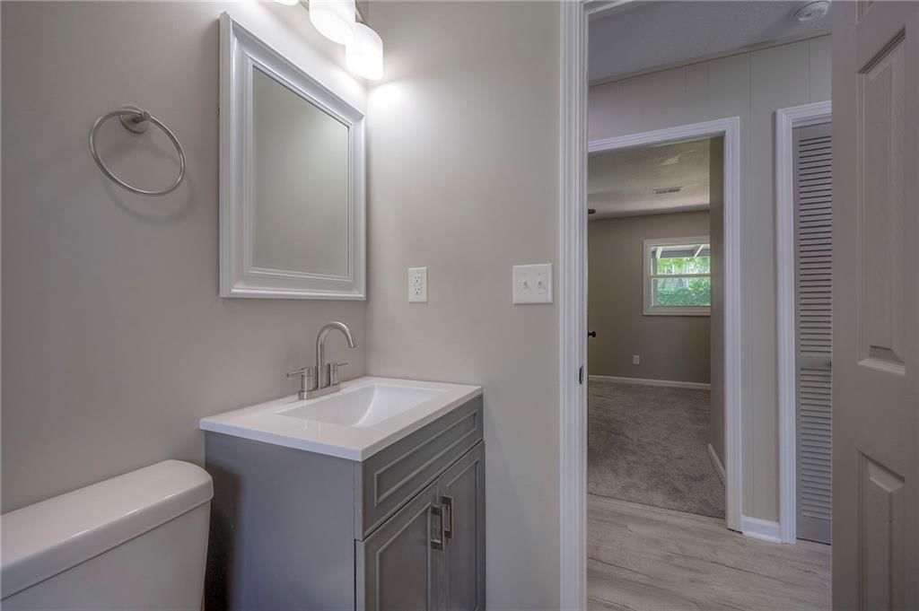 3421 Victoria Drive — photo 12