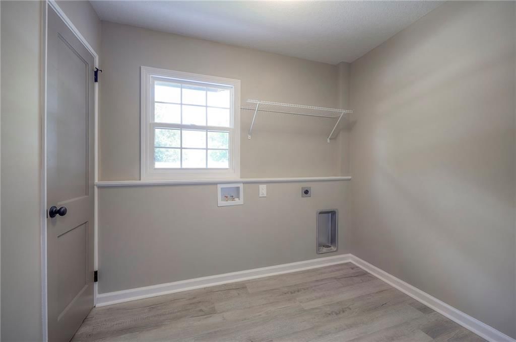 3421 Victoria Drive — photo 14