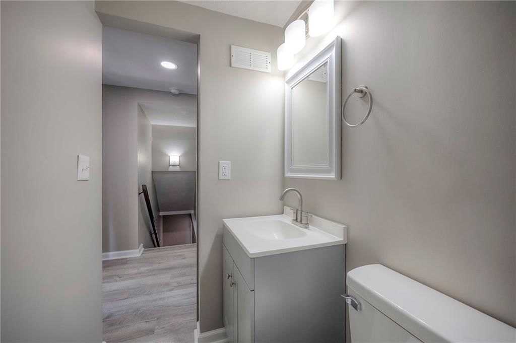 3421 Victoria Drive — photo 18