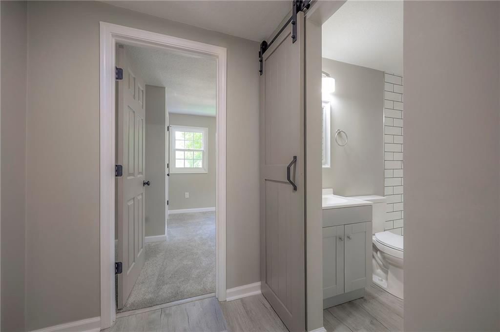 3421 Victoria Drive — photo 19