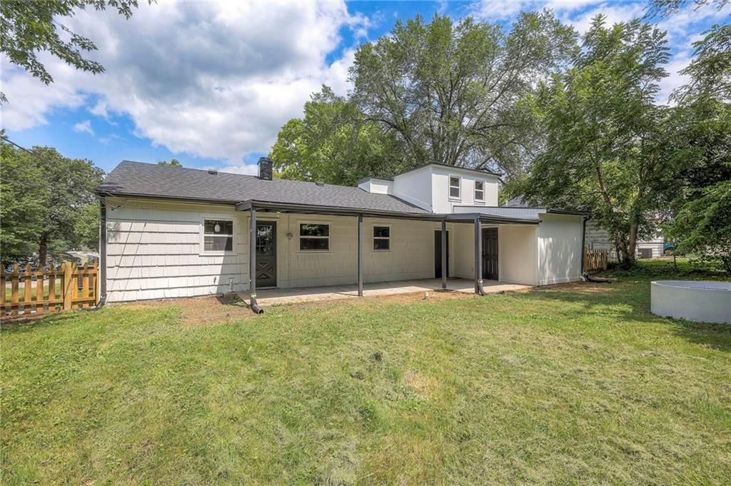 3421 Victoria Drive — photo 21