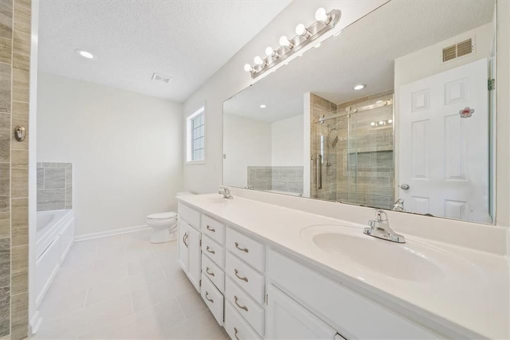 10508 NW 85th Terrace — photo 19