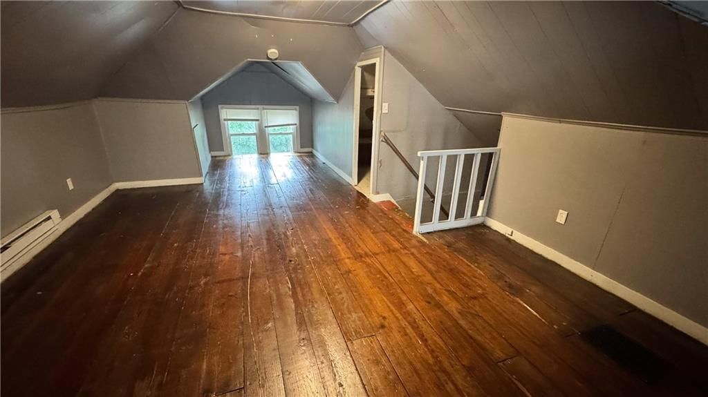 322 W 7TH Street — photo 11