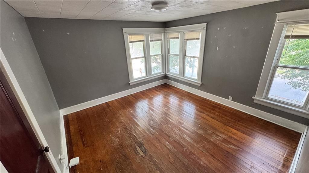 322 W 7TH Street — photo 17