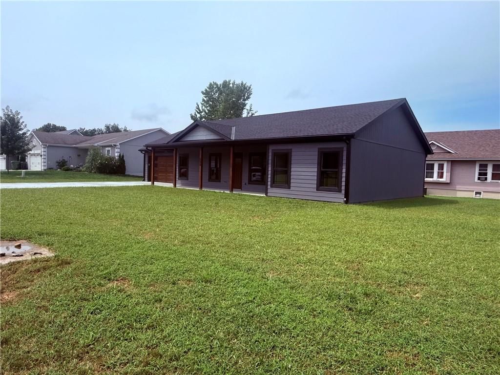 500 West Haven Drive — photo 2