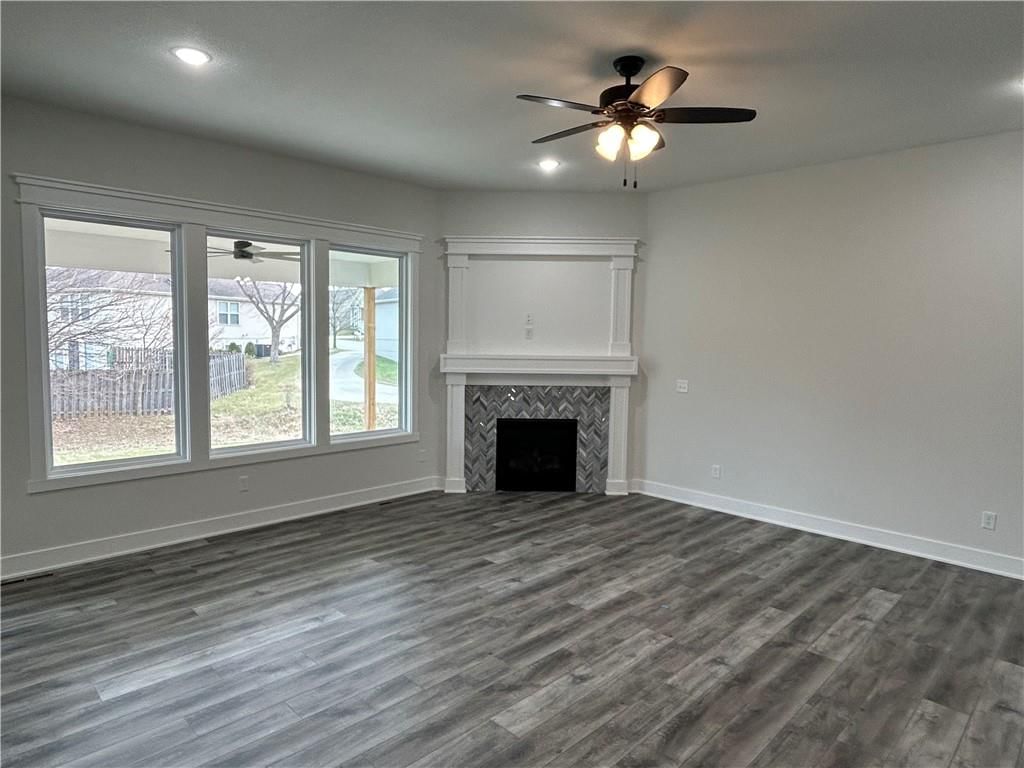 2344 NE Colonnade Avenue — photo 5
